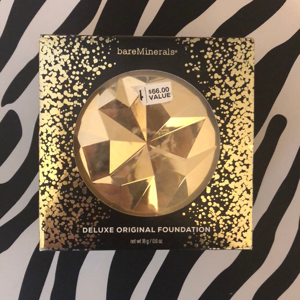 BareMinerals deluxe original foundation.